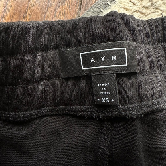 AYR Shorts - Picture 3 of 5